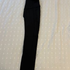 Lulu Lemon Align Tight 23” w/ Pockets